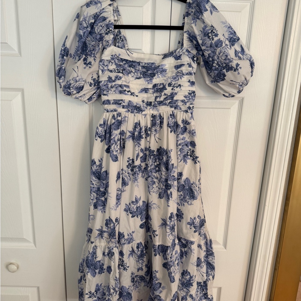 Floral Blue and White Women's Dress